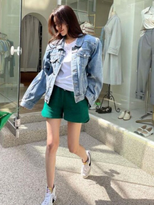 Classic Never Outdated Hong Ko - огляд і ціна Street Fashion Hong Kong