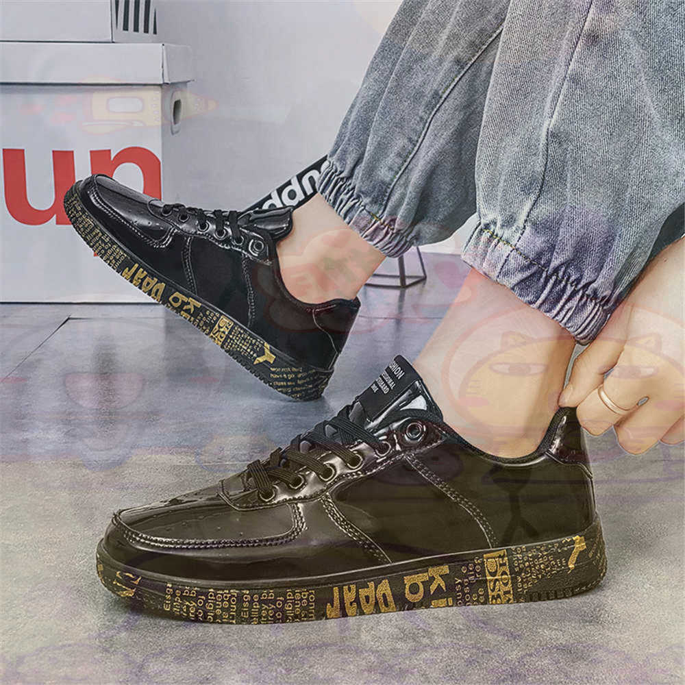 Round Foot Size 45 Sneakers Wh - огляд і ціна Street Fashion Canada
